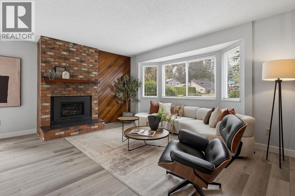 2657 BURNSIDE PLACE