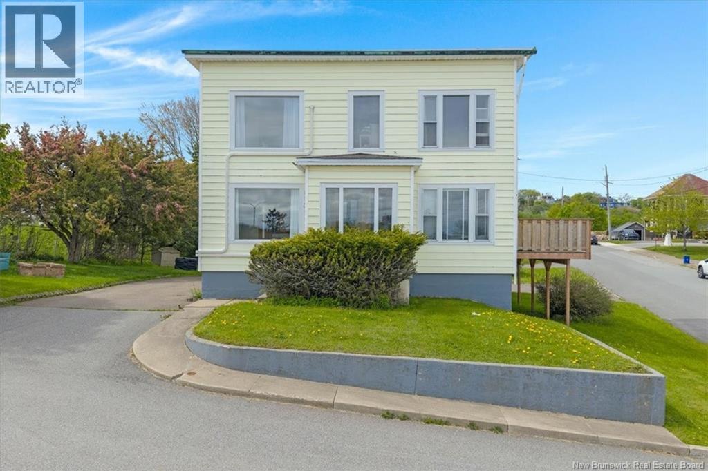 360 Riverview Drive - Photo 2
