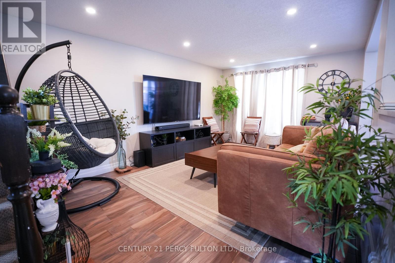 333 ROSETTE DRIVE