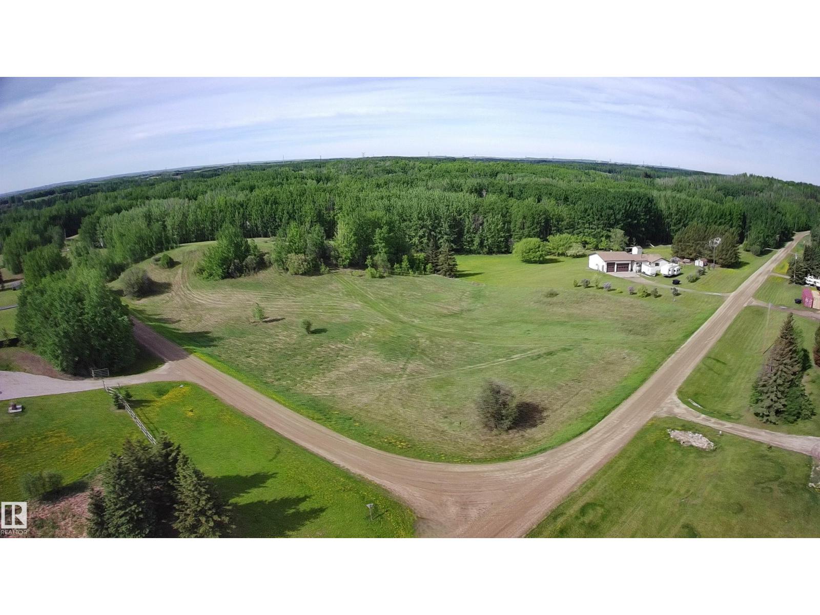 10 52229 RGE ROAD 25