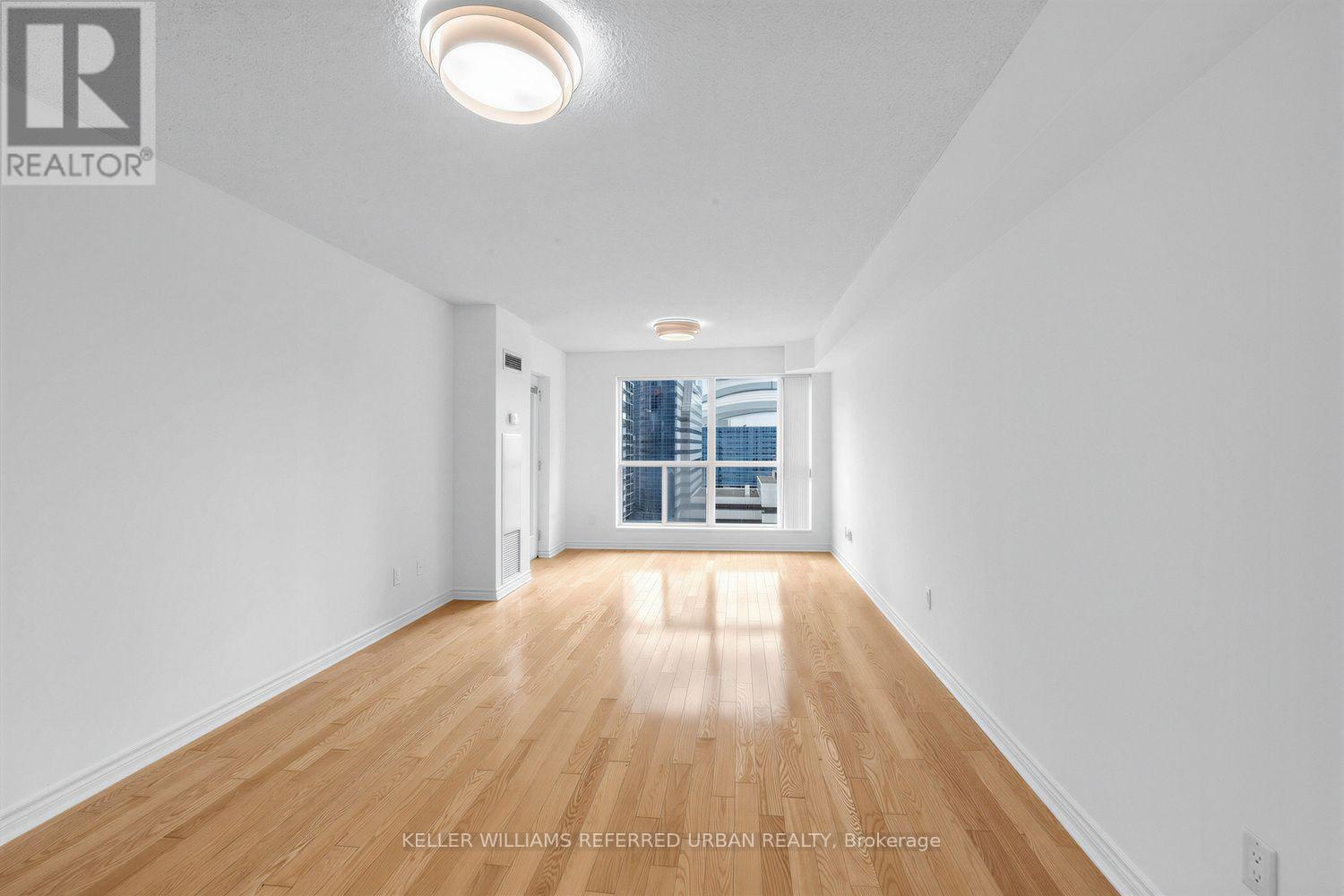1436 - 250 WELLINGTON STREET W