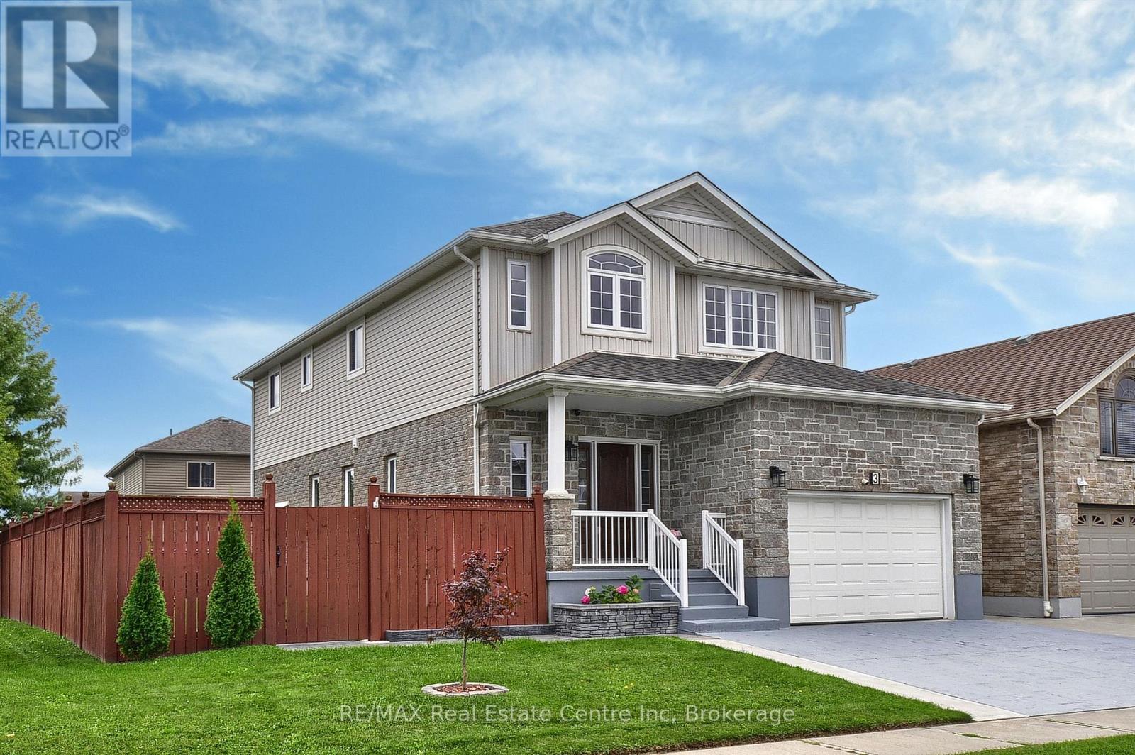 3 LOCKWOOD STREET