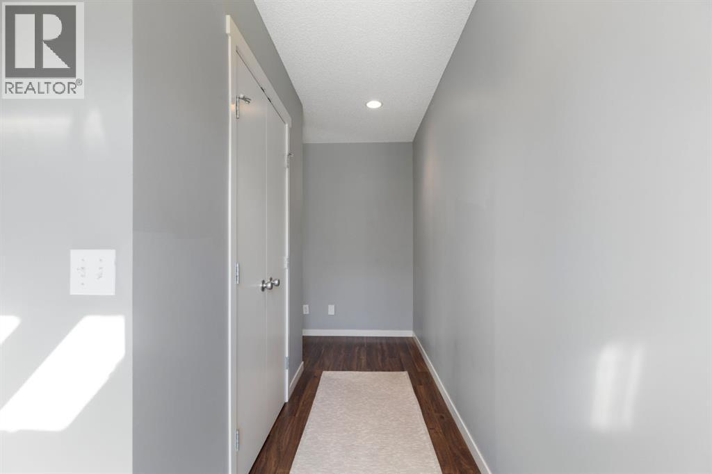 42 Copperpond Place SE