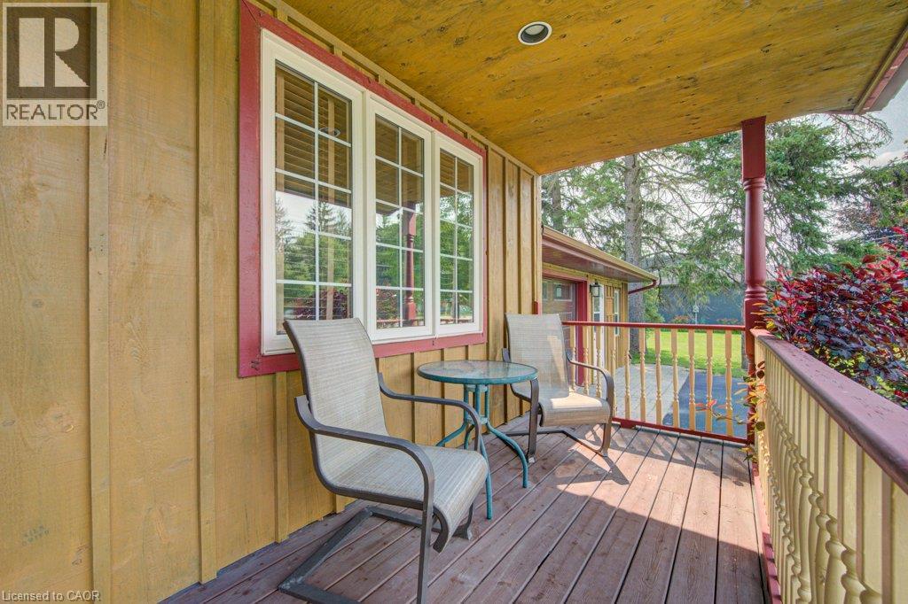 1249 NOTRE DAME Drive