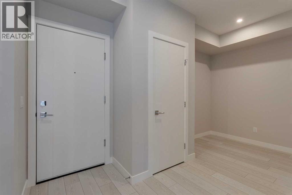 206, 8370 Broadcast Avenue SW