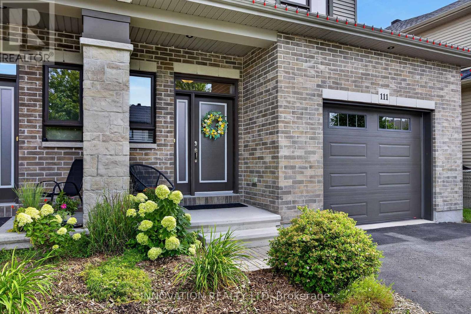 111 DULMAGE CRESCENT
