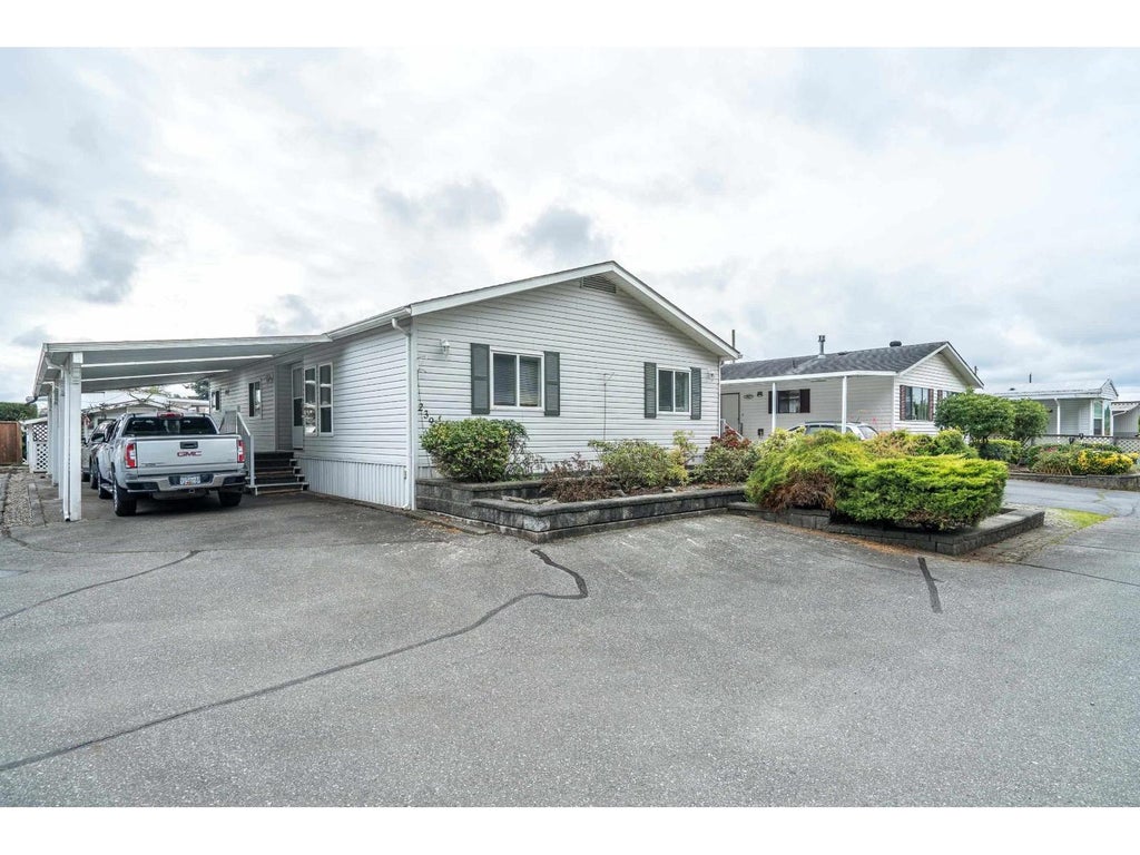 239-27111 0 AVENUE, LANGLEY, BC V4W 2T6 - Image 3621637681.jpeg?d=l