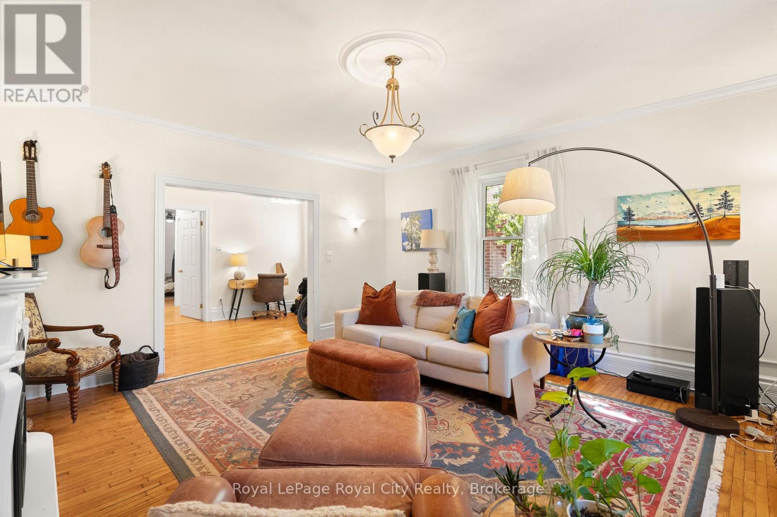 98 WATERLOO AVENUE