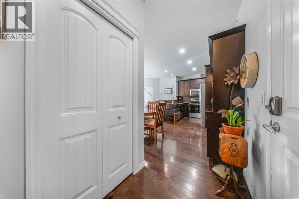 4408, 31 Country Village Manor NE