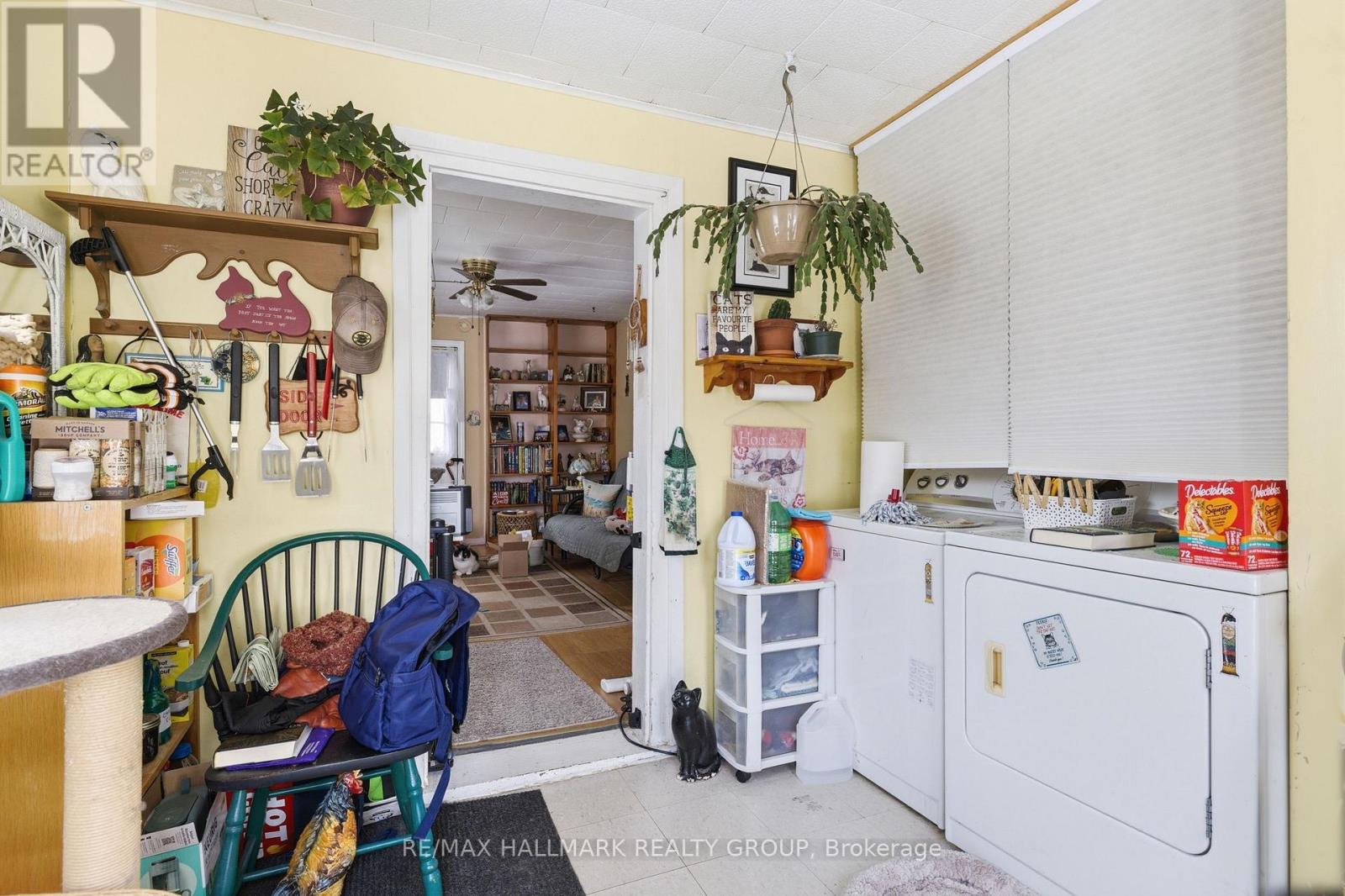 229 GORE STREET E