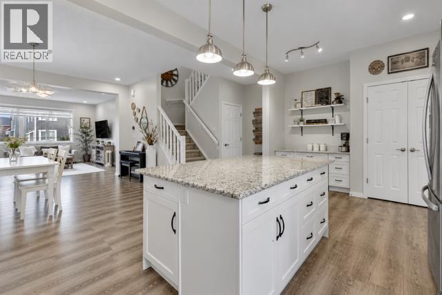 177 Yorkville Manor SW