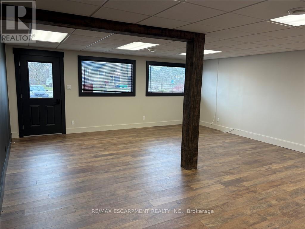 1B - 270 STATION STREET