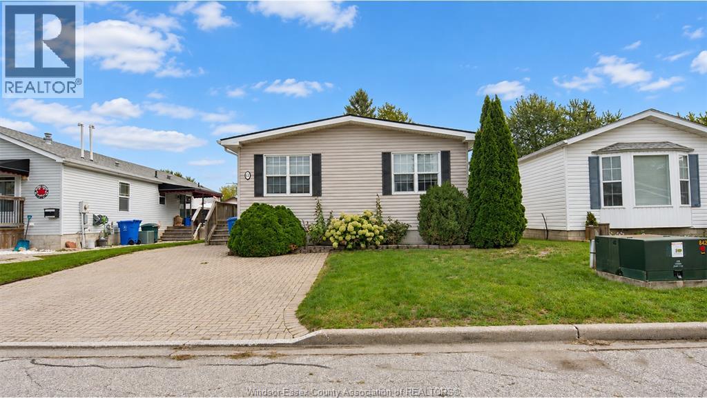 62 MALDEN HILL DRIVE, AMHERSTBURG, ON N9V 3E1 - Image 777383670.jpeg?d=l