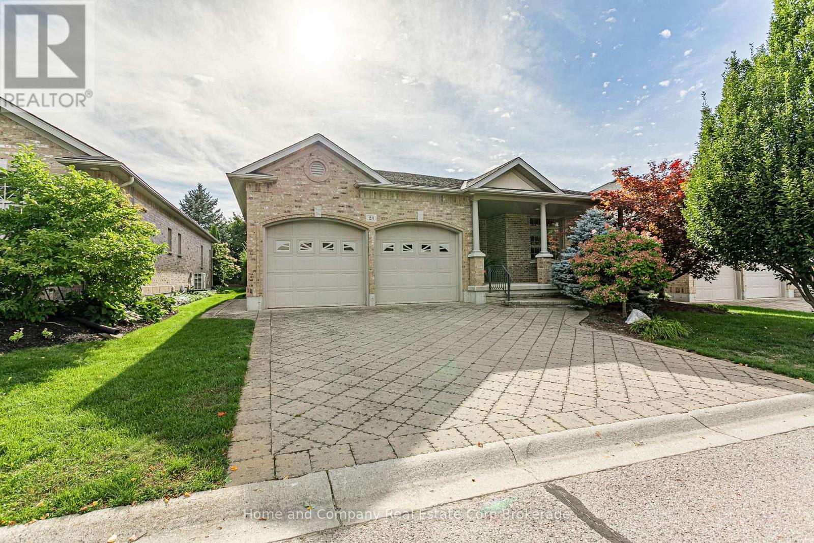23 NORTH POINTE DRIVE