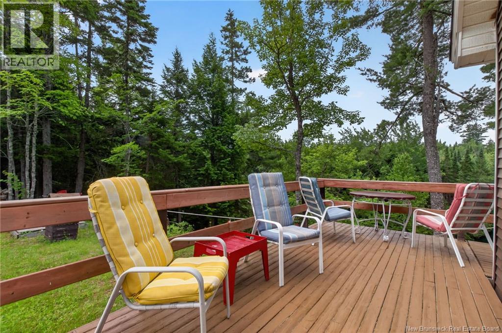 1391 Tweedie brook - Photo 4