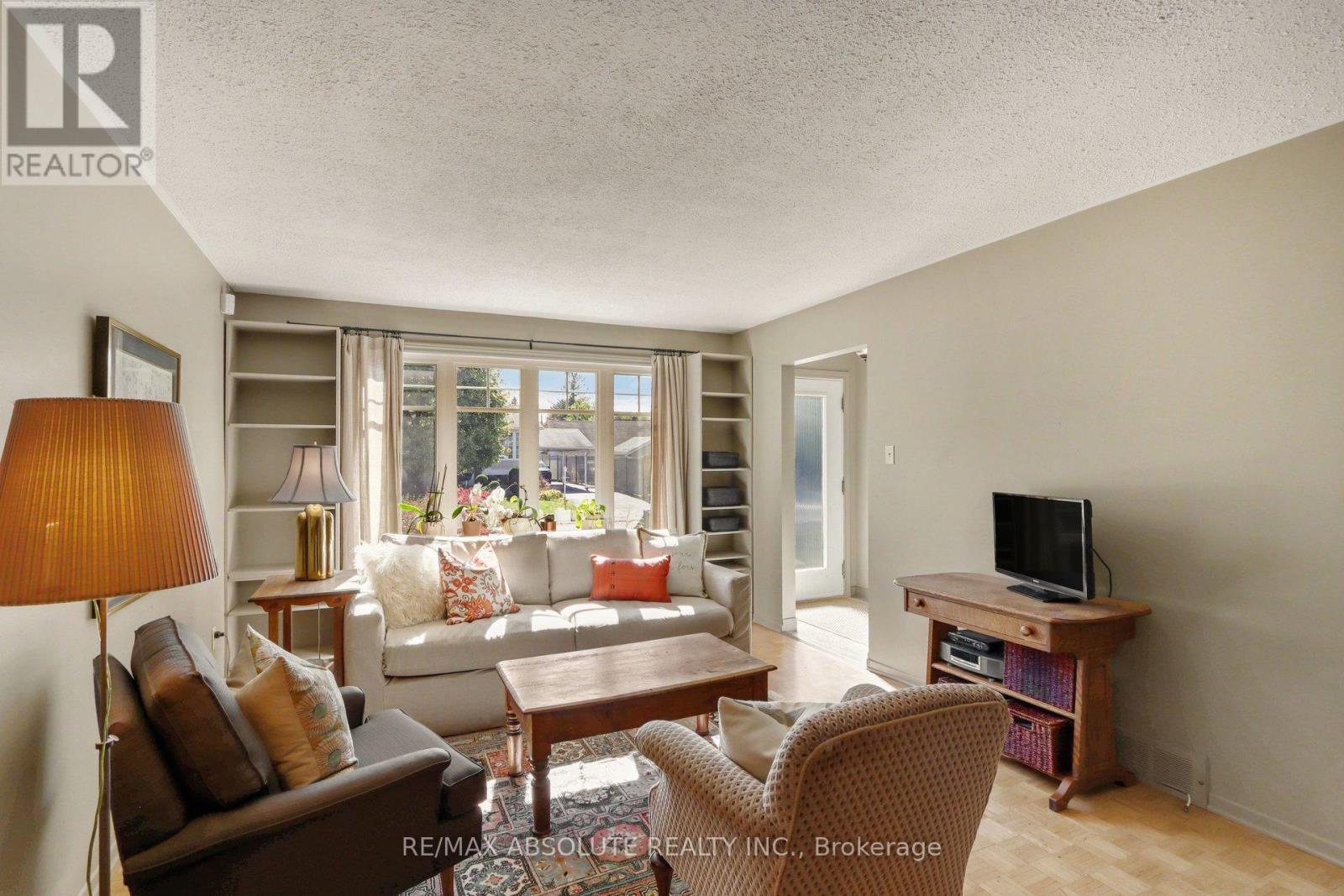 125 JUNIPER STREET E