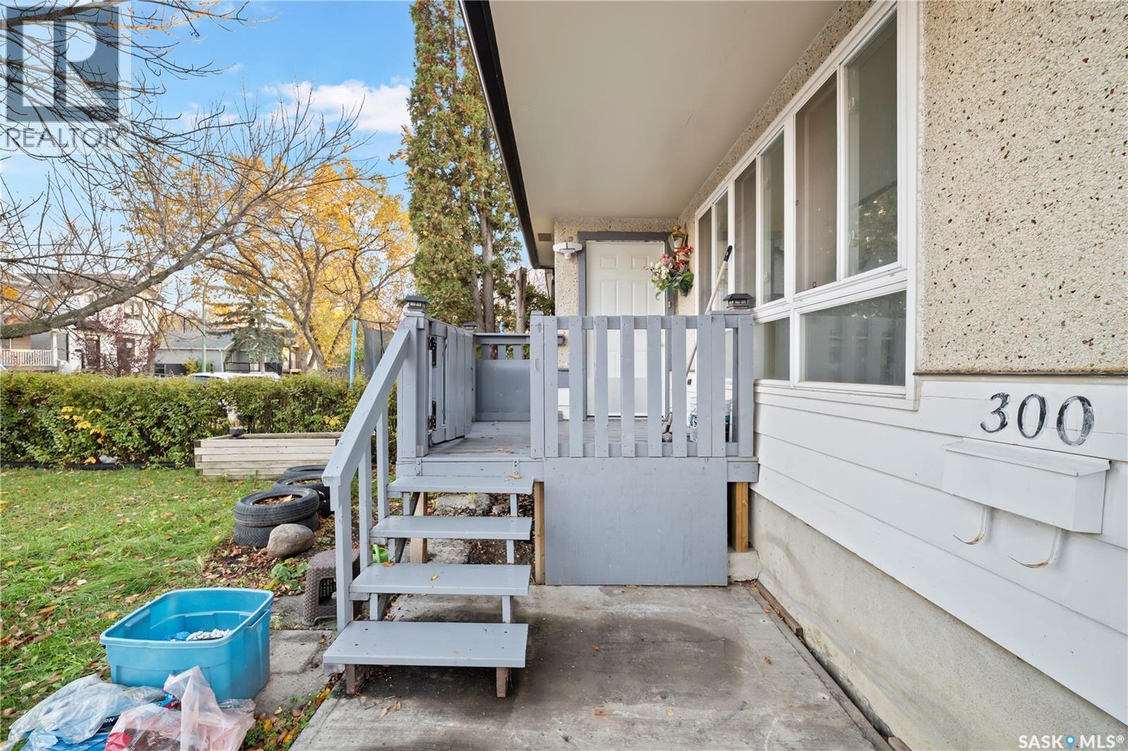 300 Osler STREET
