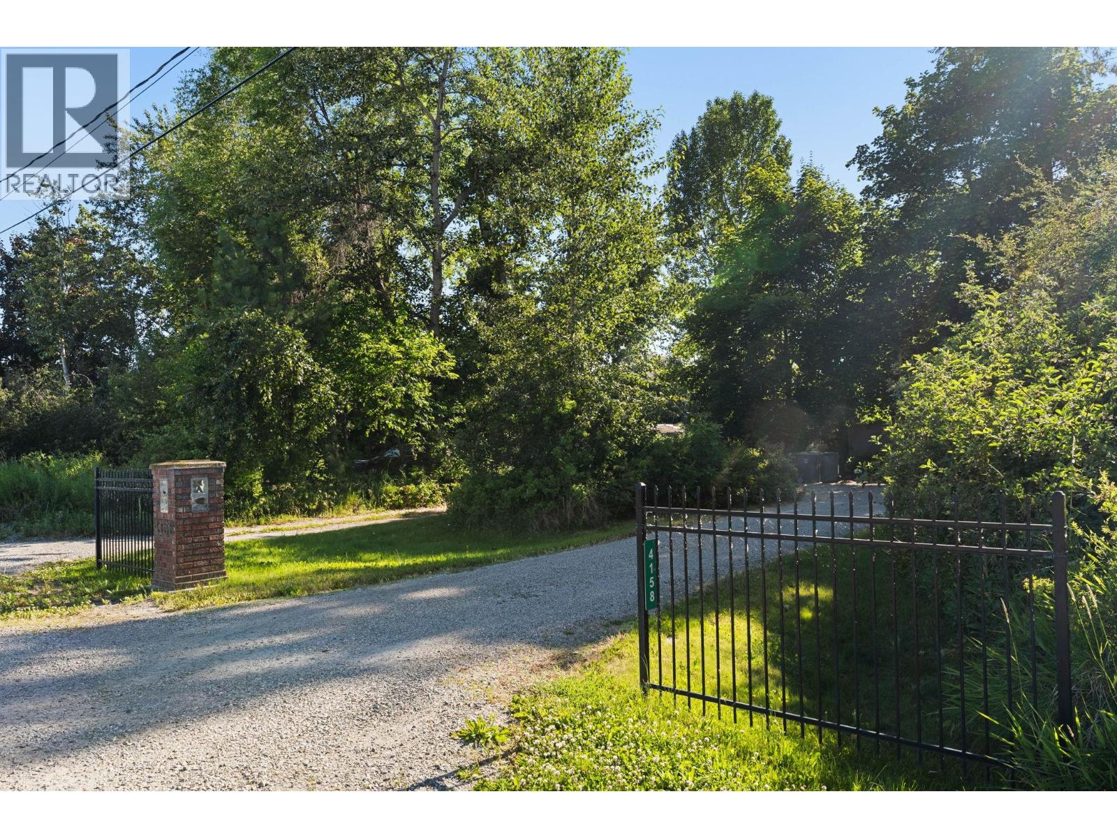 4158 Lakeshore Road