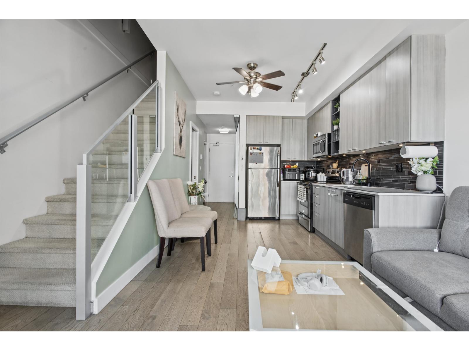 512 3080 GLADWIN ROAD