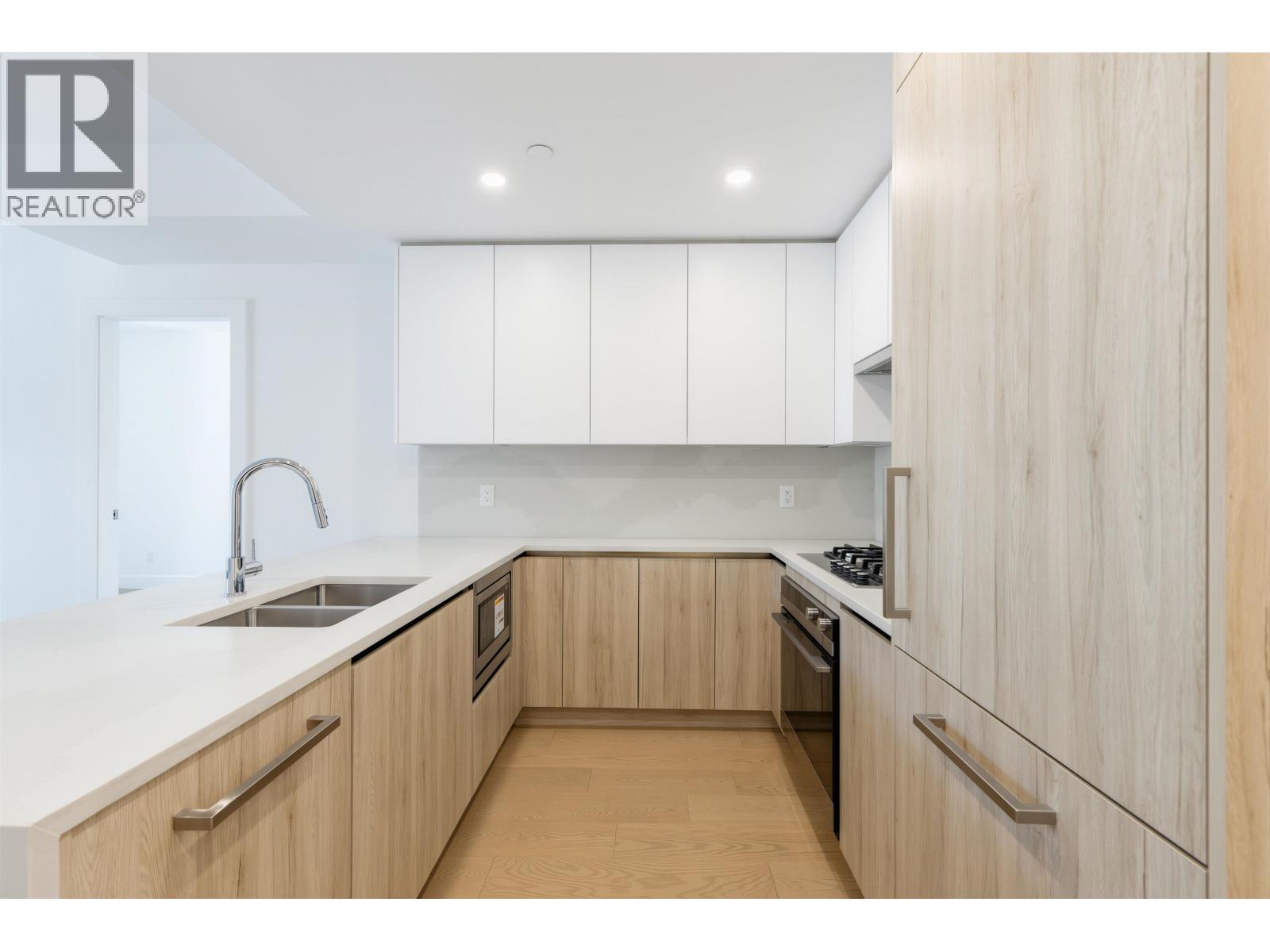 503 423 6TH STREET