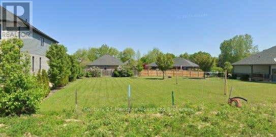 6 SYCAMORE DRIVE
