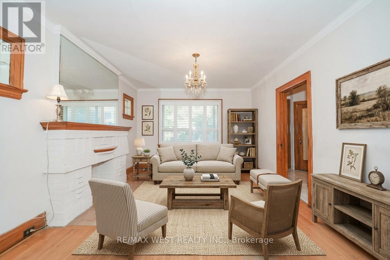 348 GLENHOLME AVENUE