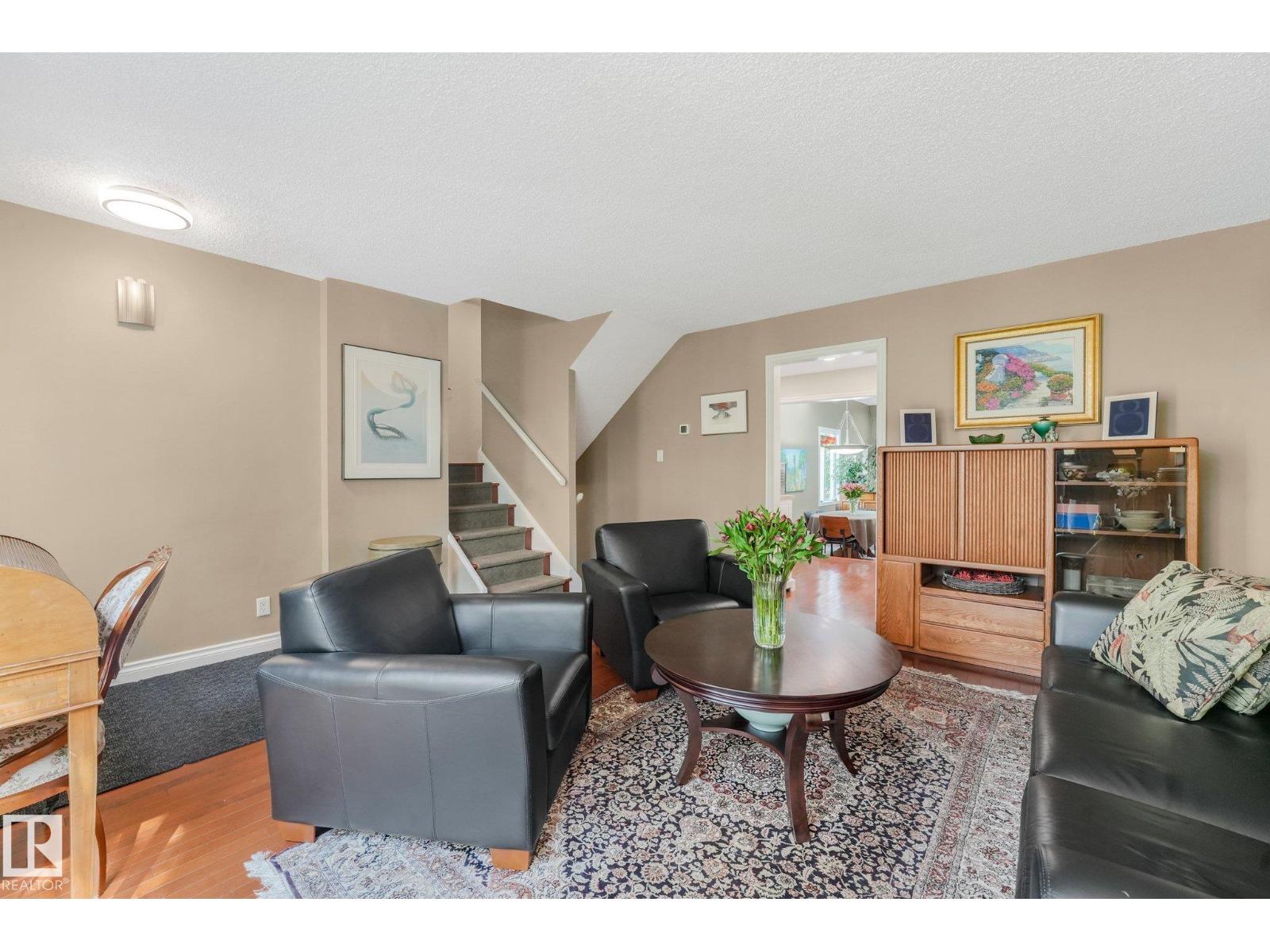 10531 137 ST NW