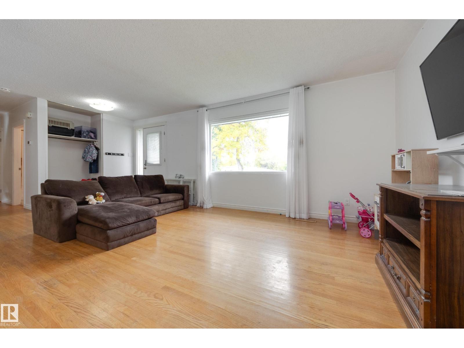 103 ACACIA CO