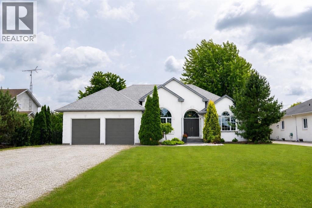 968 ST CLAIR PARKWAY, MOORE TOWNSHIP, ON N0N 1M0 - Image 3550726724.jpeg?d=l