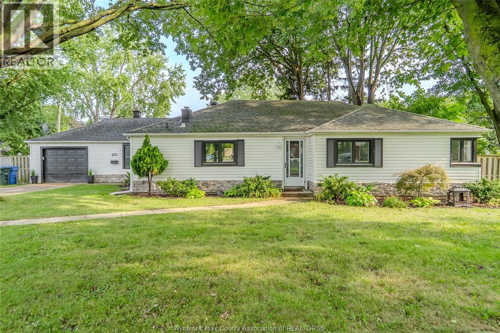 805 Roselawn DRIVE