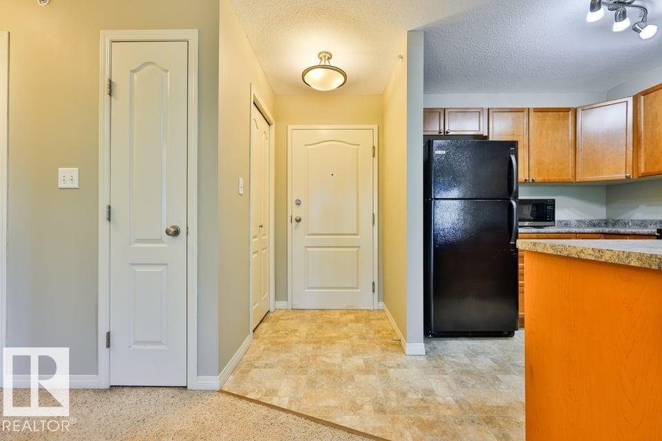#406 4903 47 AV