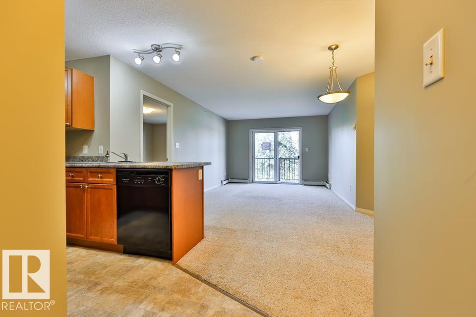 #406 4903 47 AV