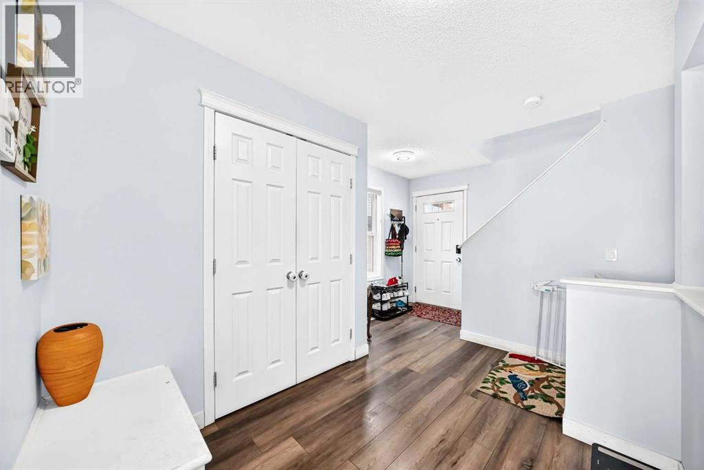 86 Panamount Plaza NW
