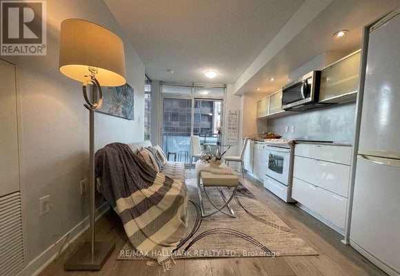 4K Spadina Ave, Toronto (Waterfront Communities), ON 5