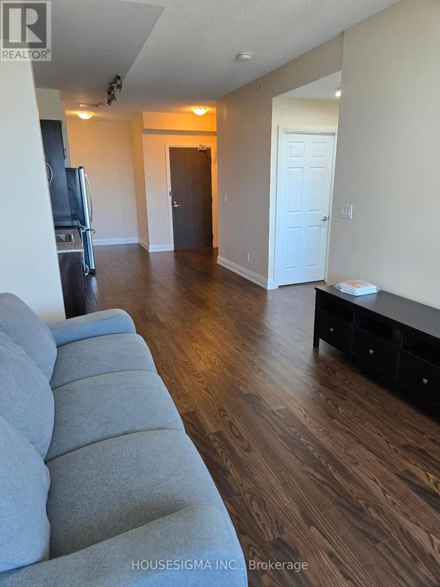 1423 - 7161 YONGE STREET