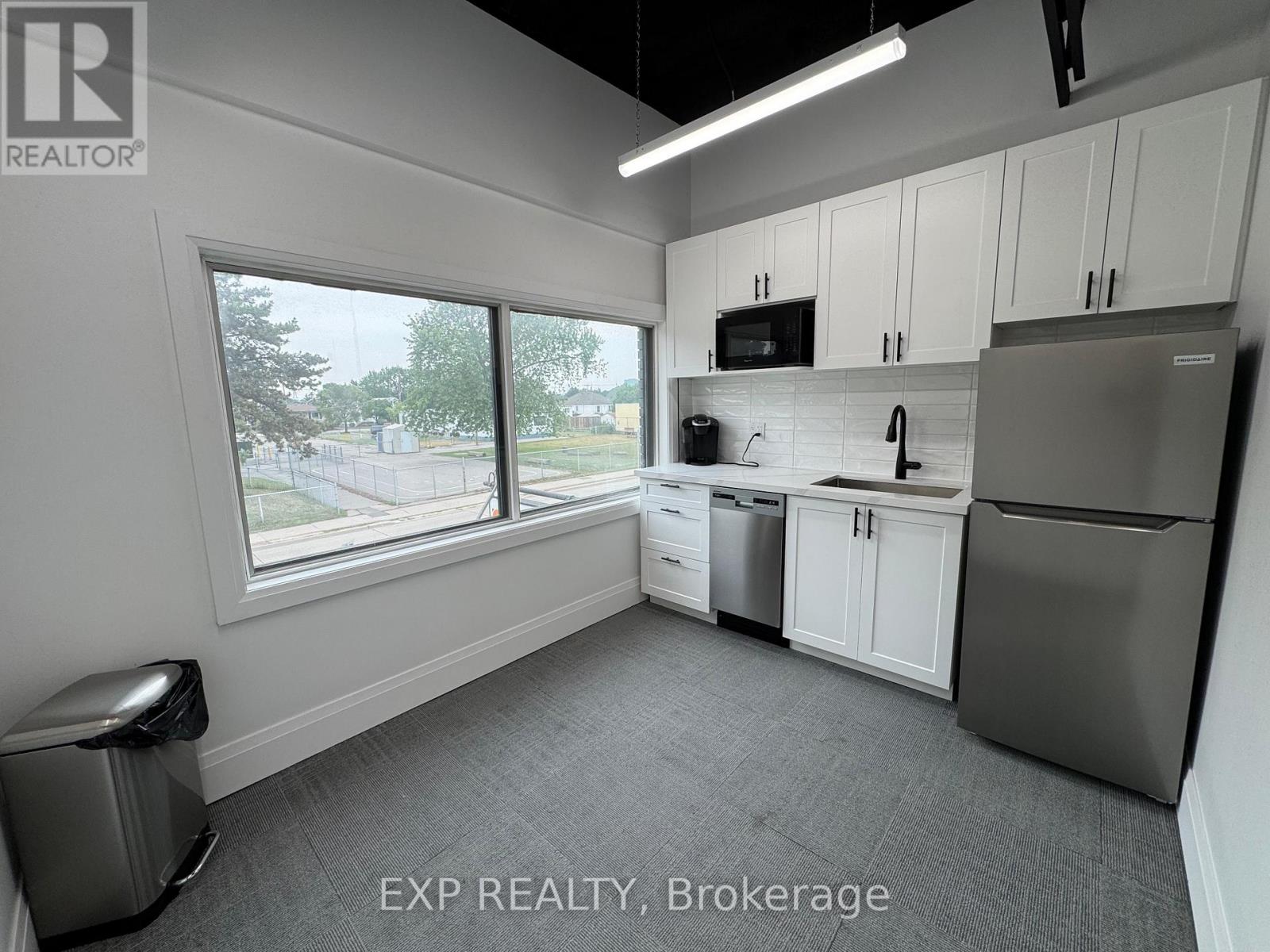 OFFICE #3 - 156 PARKDALE AVENUE N