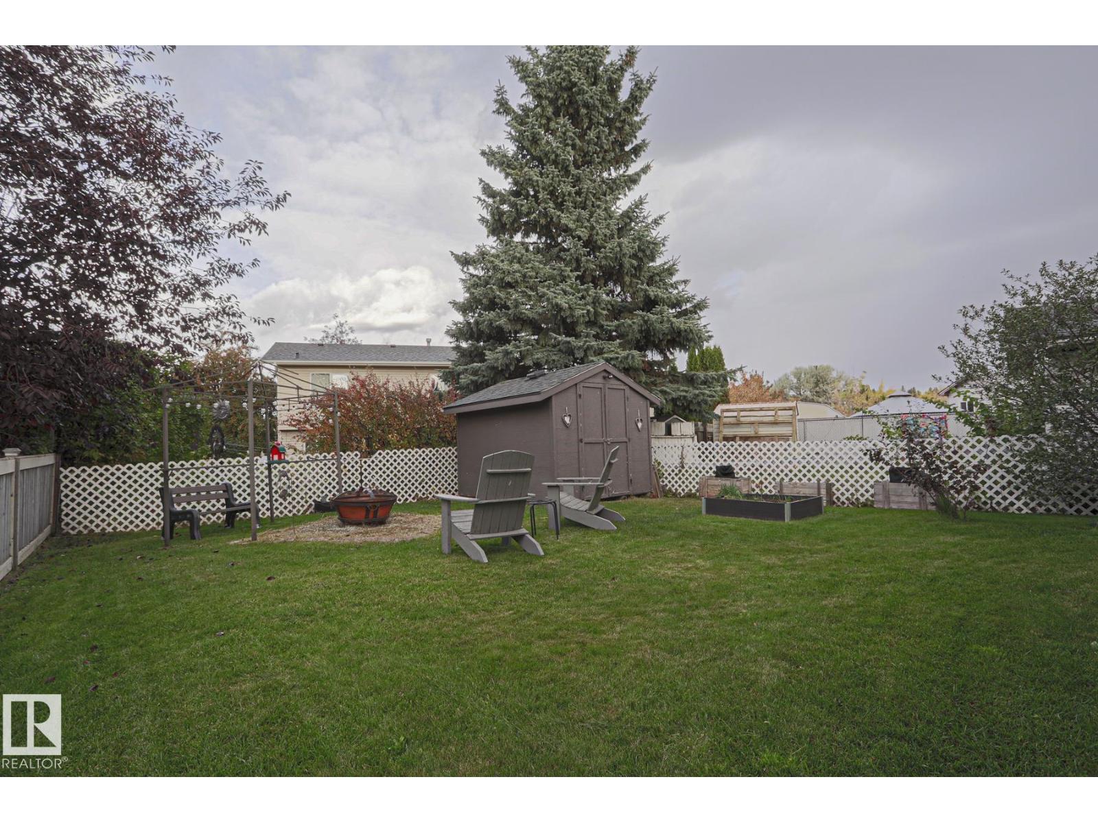 52 WESTLAKE DR