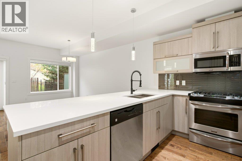 1170 Brant Avenue Unit# 9