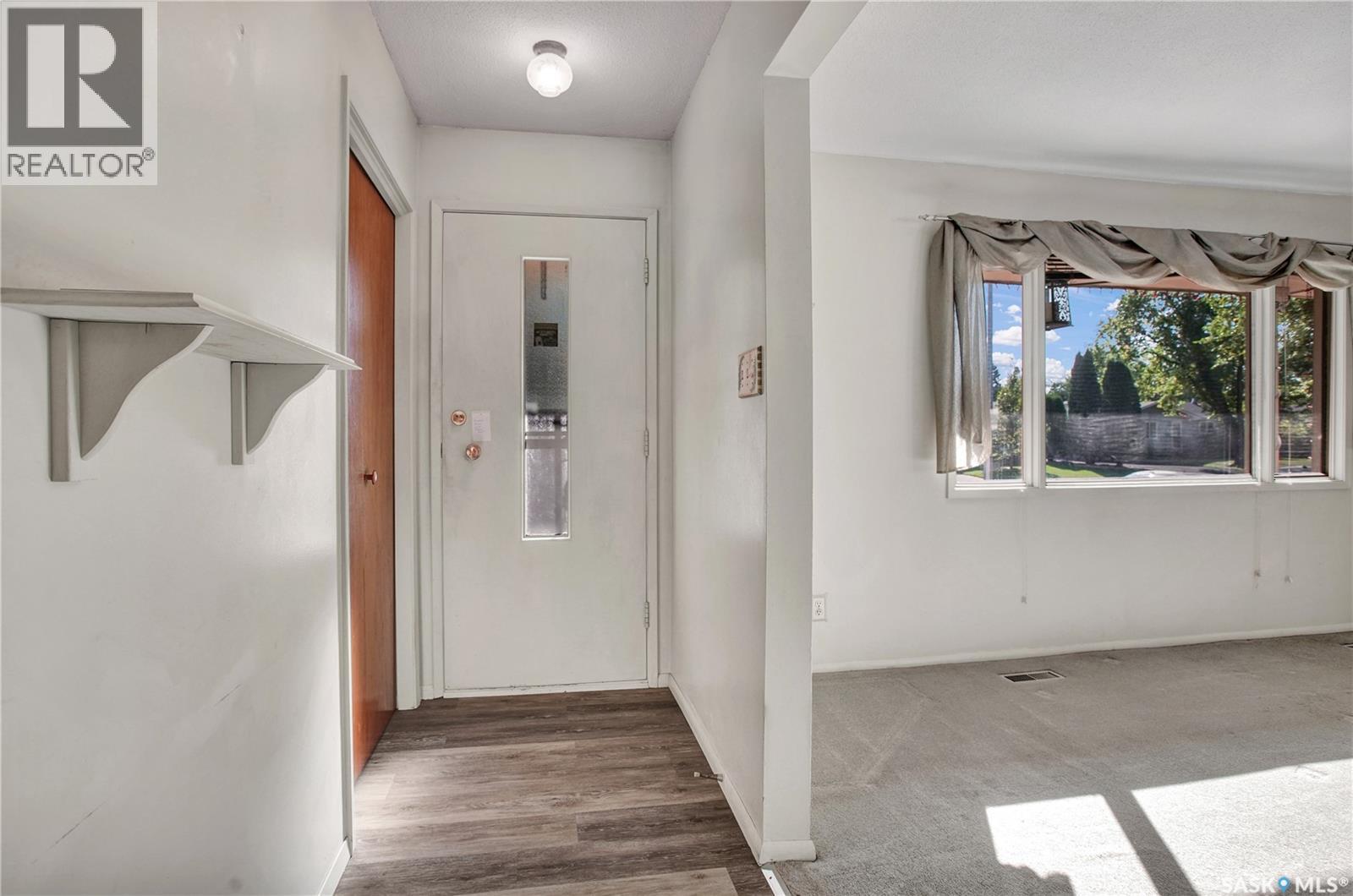 3166 Eastview