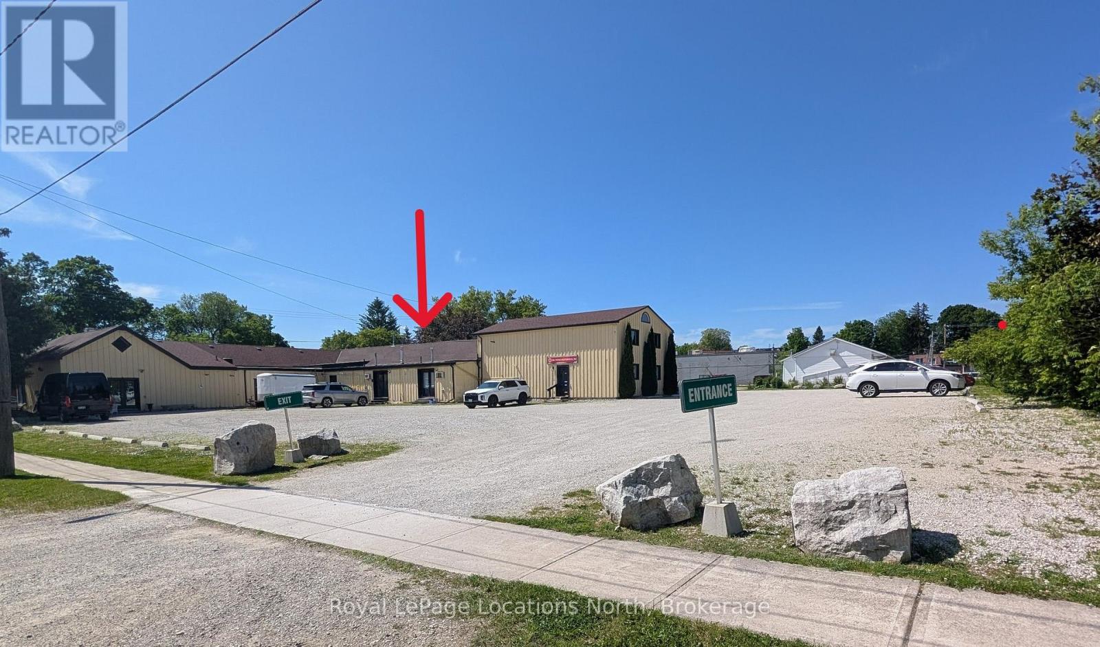 5 - 16 BRUCE STREET N