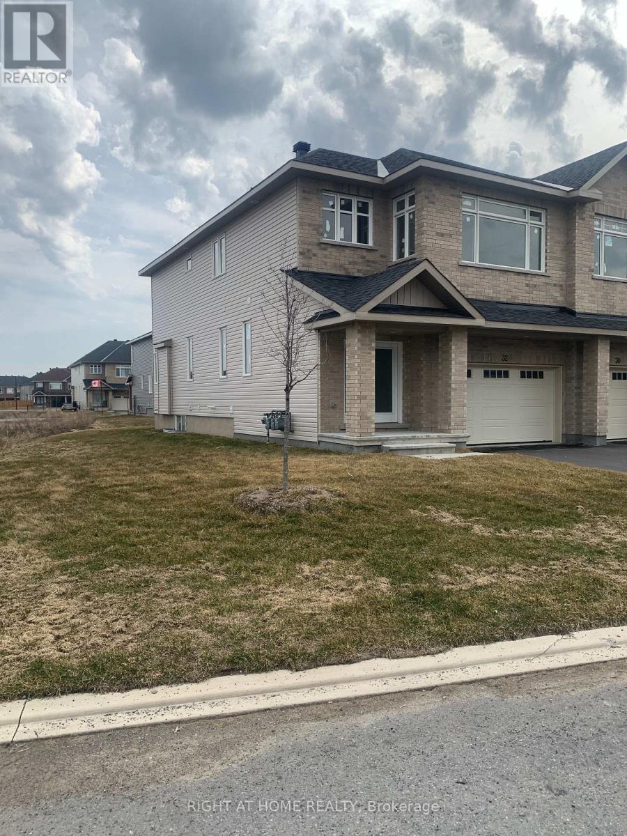 32 WYLIE WAY