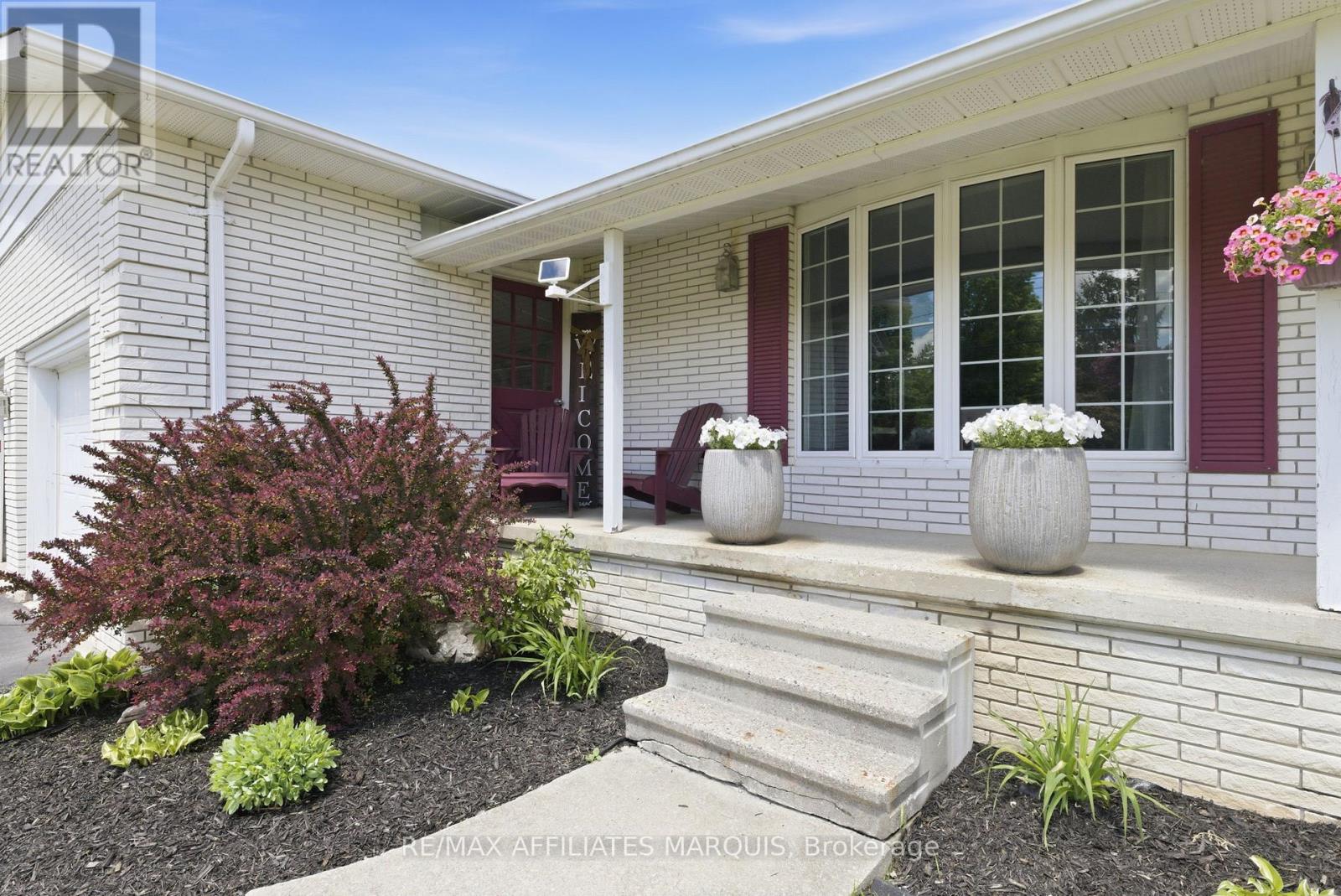3 FOREST DRIVE
