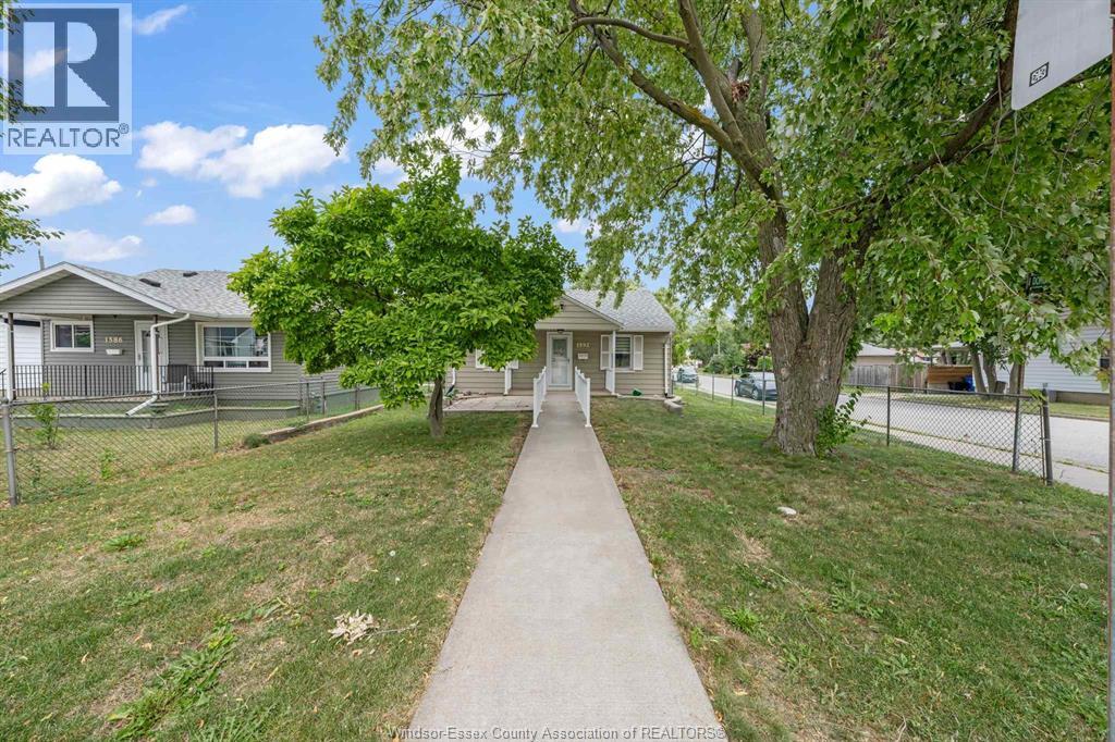 1592 Prince ROAD
