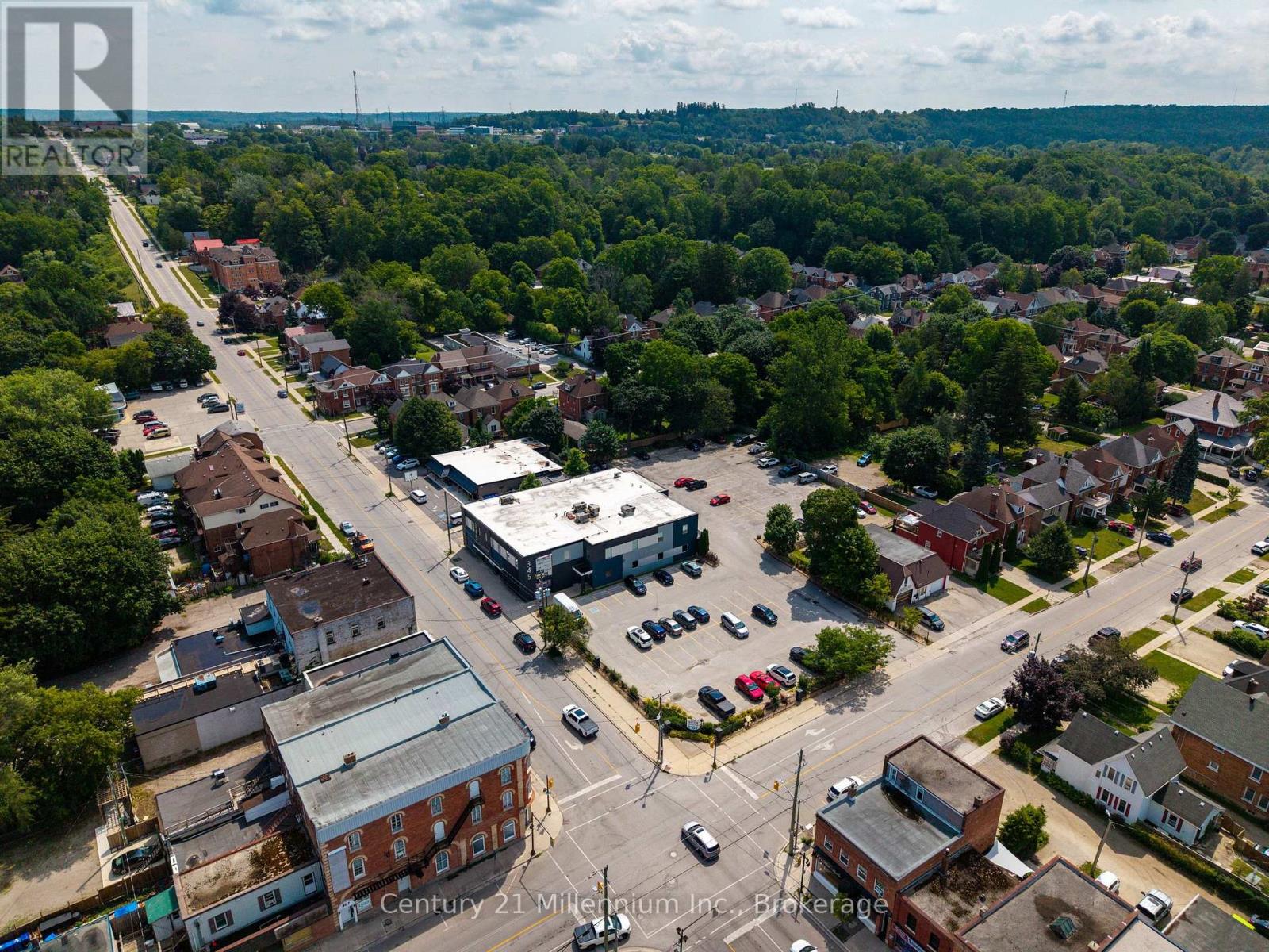 UNIT 105 - 345 8TH STREET E