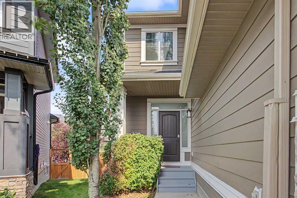 125 Williamstown Green NW