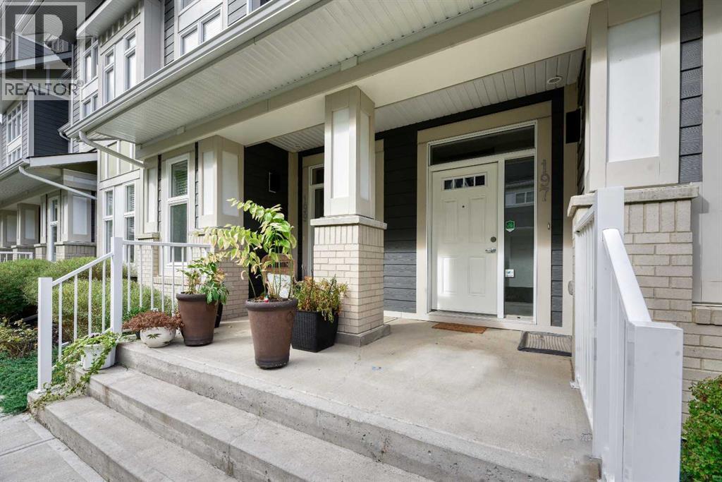 197 Silverado Plains Park SW
