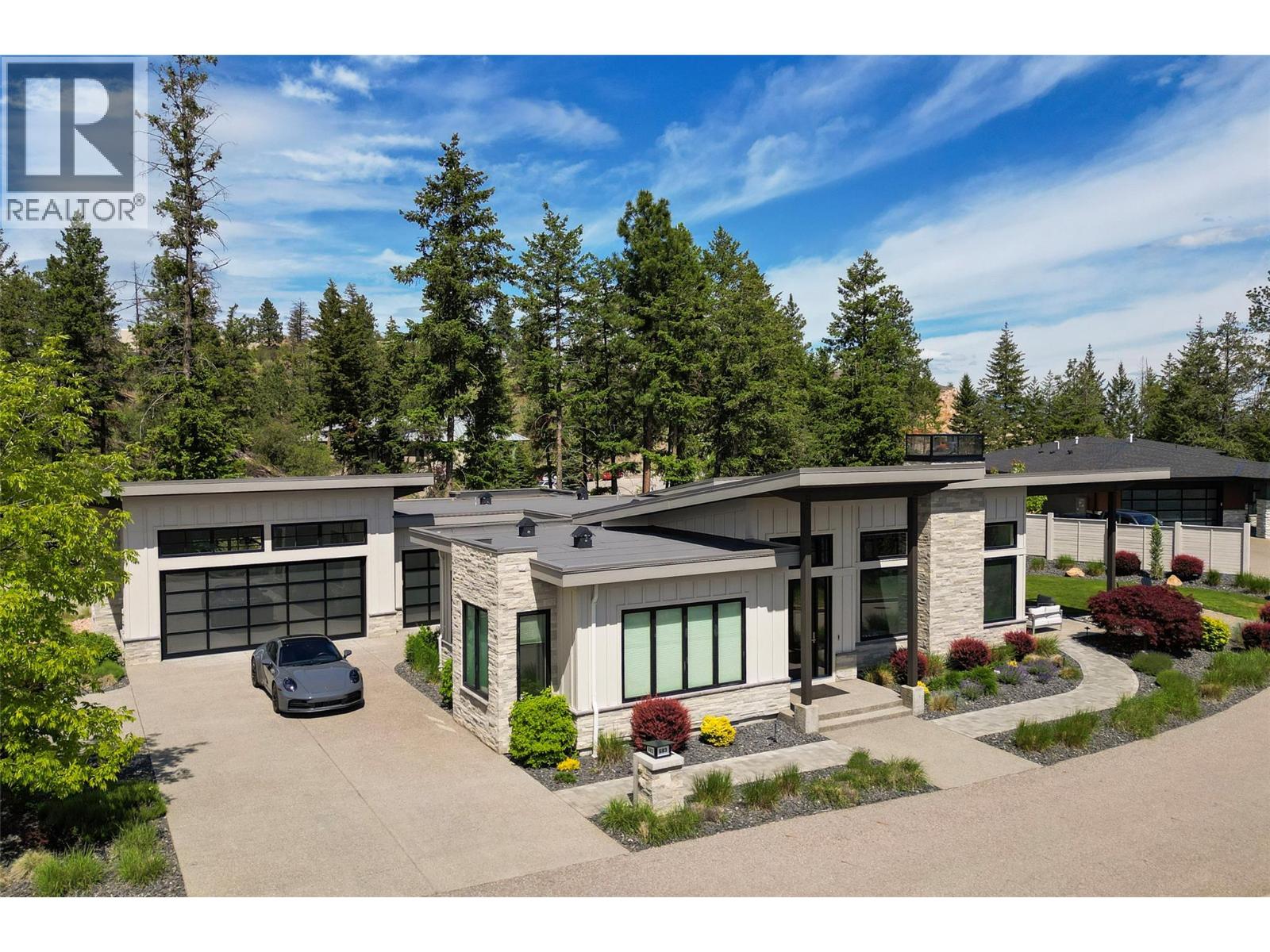 683 HAVENCREST Court