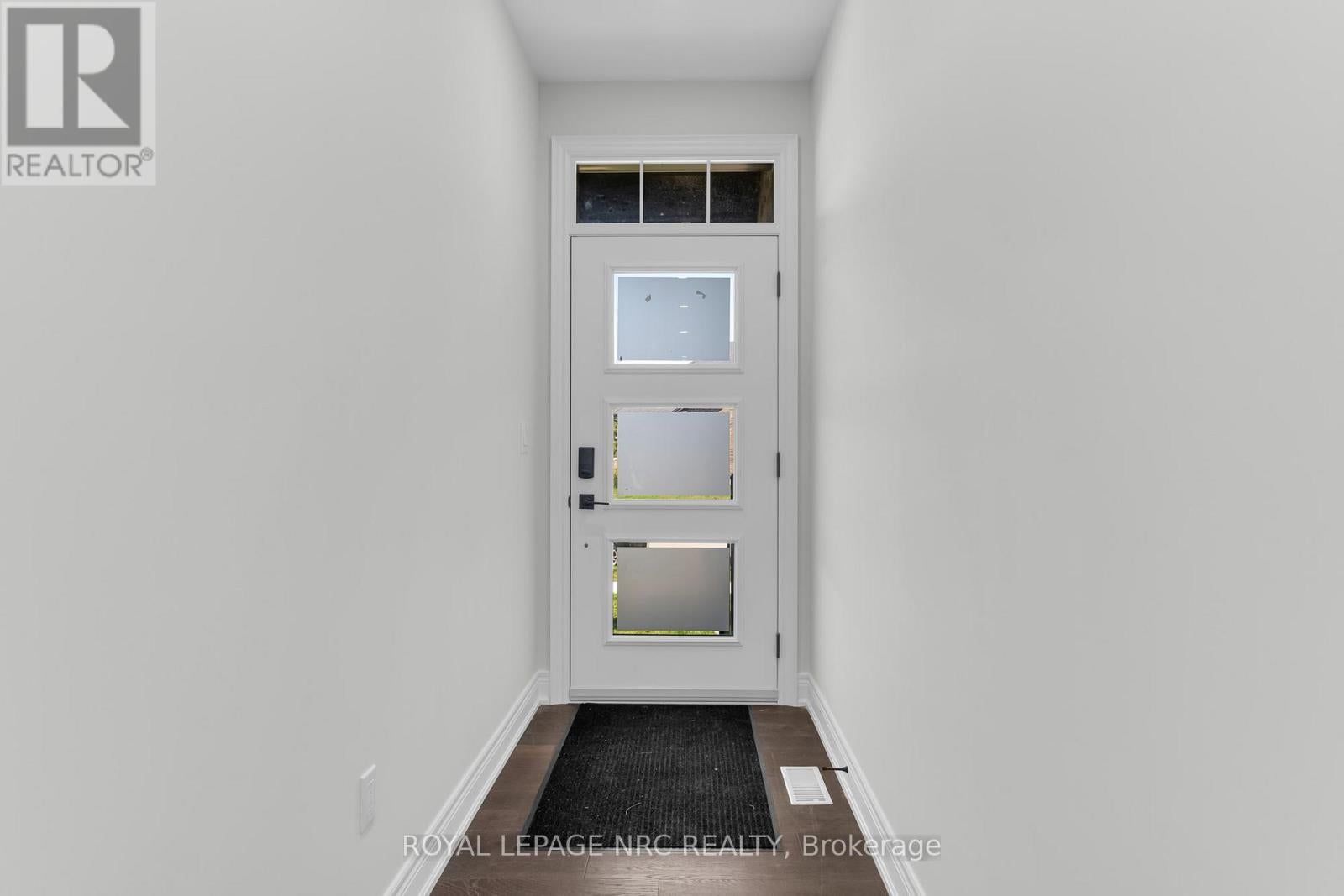732 CLARENCE STREET