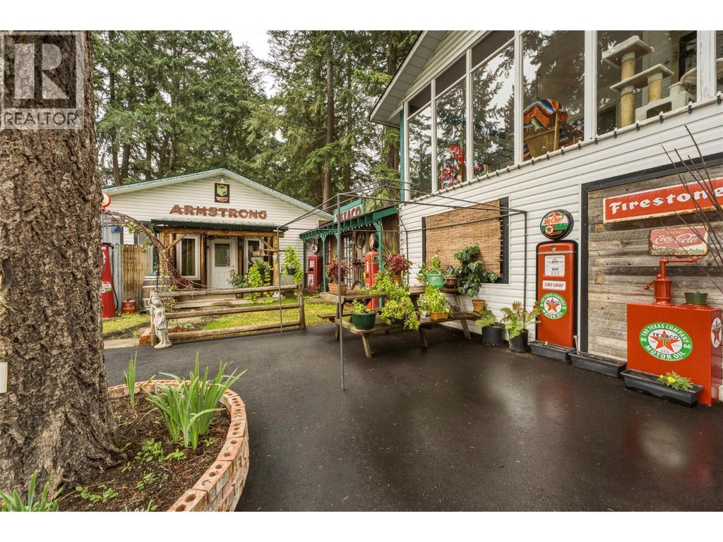 3304 SIDNEY CRESCENT, SPALLUMCHEEN, BC V4Y 0S7 - Image 2386660690.jpeg?d=l
