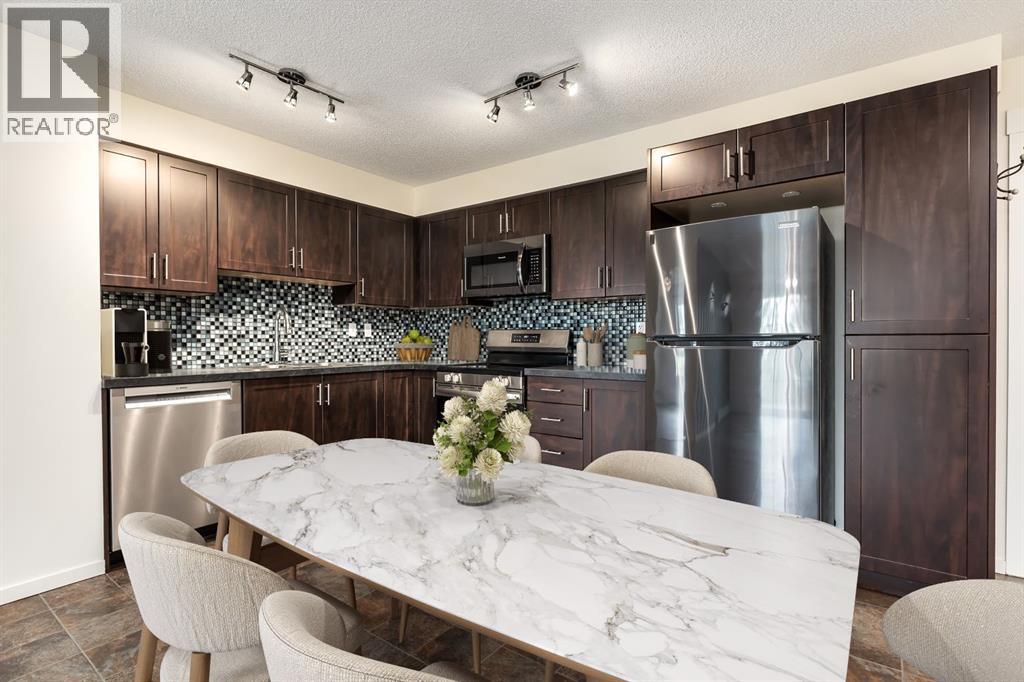 3102, 279 Copperpond Common SE